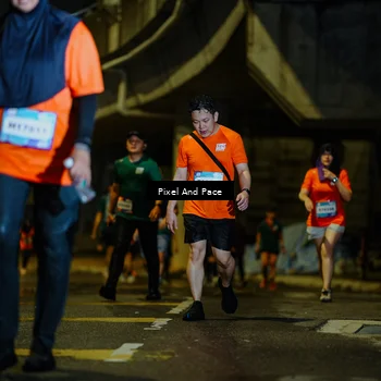 Runner Photo 7807051