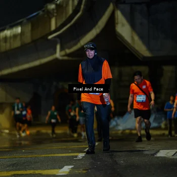 Runner Photo 7807059