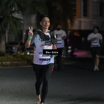 Runner Photo 7807066