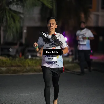 Runner Photo 7807069