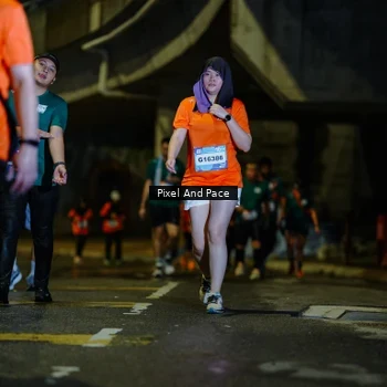 Runner Photo 7807075