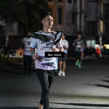 Runner Photo 7807081