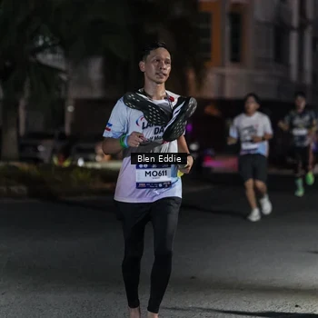 Runner Photo 7807089