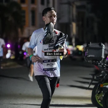 Runner Photo 7807099