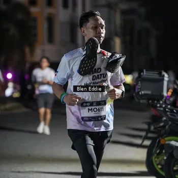 Runner Photo 7807124