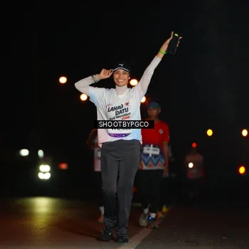 Runner Photo 7807127