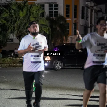 Runner Photo 7807152