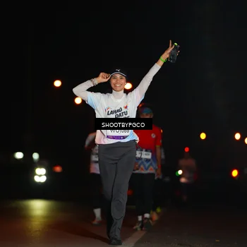 Runner Photo 7807172