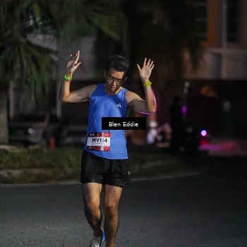Runner Photo 7807188