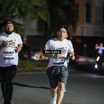 Runner Photo 7807209