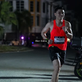 Runner Photo 7807256