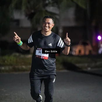 Runner Photo 7807286
