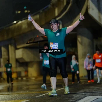 Runner Photo 7807287