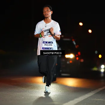 Runner Photo 7807289