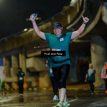 Runner Photo 7807301
