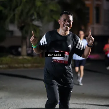 Runner Photo 7807311