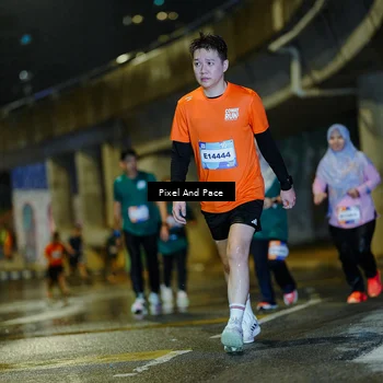 Runner Photo 7807312