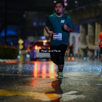Runner Photo 7807372