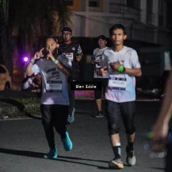 Runner Photo 7807381