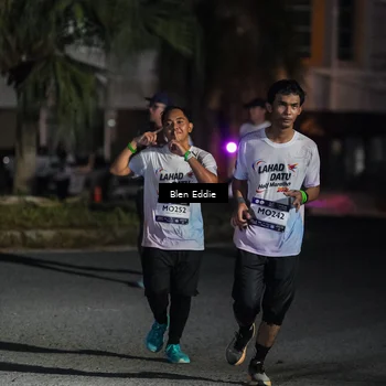 Runner Photo 7807401