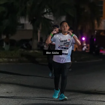 Runner Photo 7807411