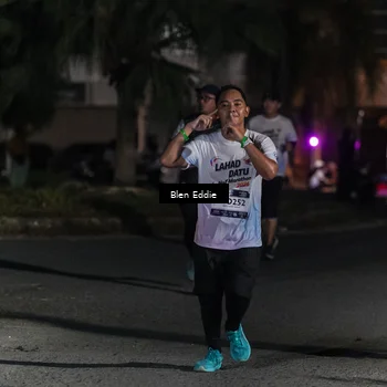Runner Photo 7807414