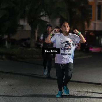 Runner Photo 7807465