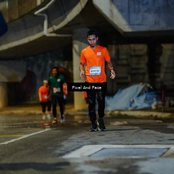 Runner Photo 7807507