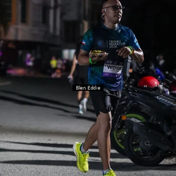 Runner Photo 7807541