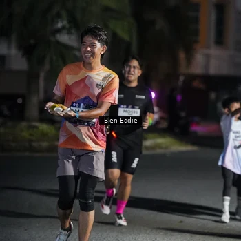 Runner Photo 7807584