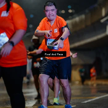 Runner Photo 7807613
