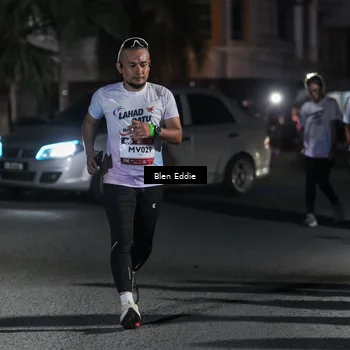 Runner Photo 7807617