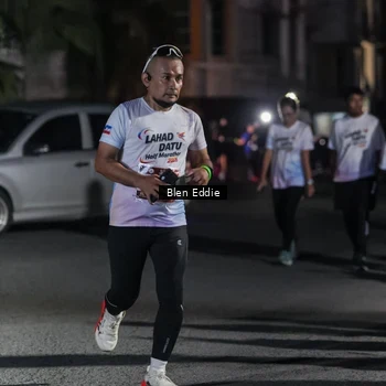 Runner Photo 7807623