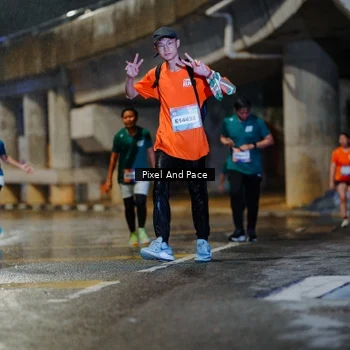 Runner Photo 7807678