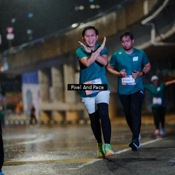 Runner Photo 7807709