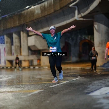 Runner Photo 7807711