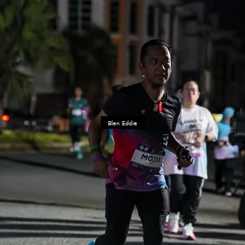 Runner Photo 7807753