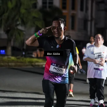 Runner Photo 7807765