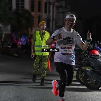 Runner Photo 7807978