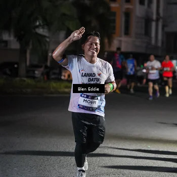 Runner Photo 7807995