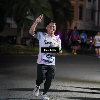 Runner Photo 7807997