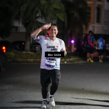 Runner Photo 7808002