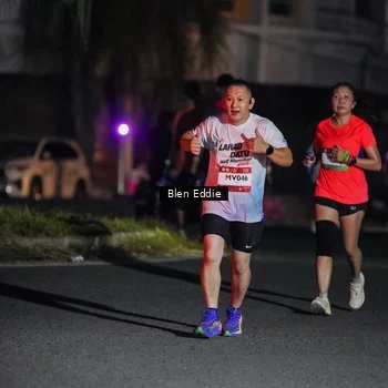Runner Photo 7808012