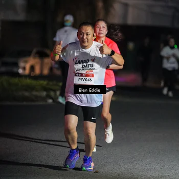 Runner Photo 7808020