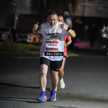 Runner Photo 7808022