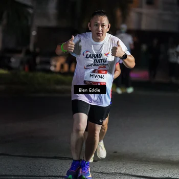 Runner Photo 7808042
