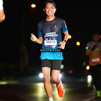 Runner Photo 7808071