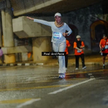 Runner Photo 7808074