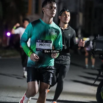 Runner Photo 7808117