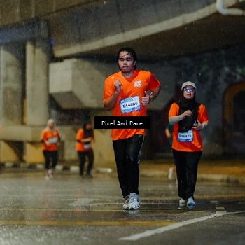Runner Photo 7808140